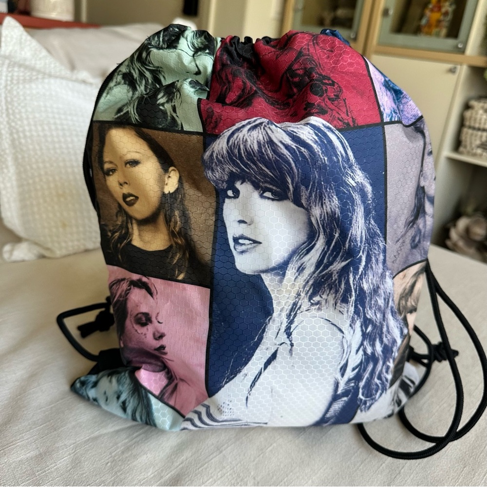 Stylish Multicolor Drawstring Bag - image 4